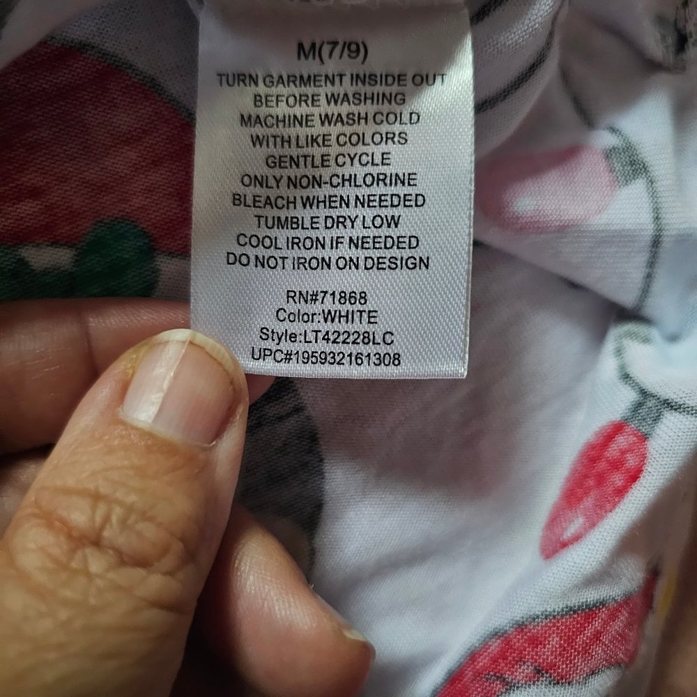 Juniors M Disney Mickey Mouse & Friends Christmas Lights Pattern Graphic Tee NWT - Picture 3 of 4